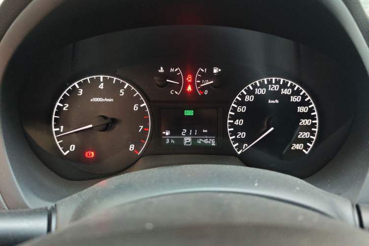 Used Nissan Sylphy 2014 1.6XV CVT Deluxe Edition Instrument Cluster