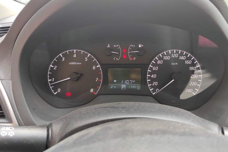 Used Nissan Sylphy 2014 1.6XV CVT Deluxe Edition Instrument Cluster