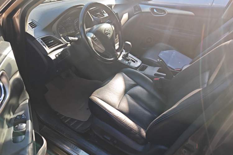 Used Nissan Sylphy 2014 1.6XV CVT Deluxe Edition Left Front Seat