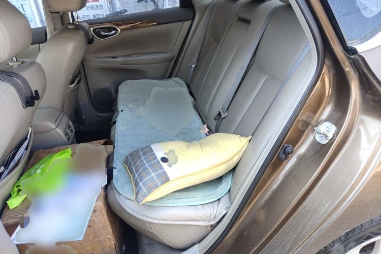 Used Nissan Sylphy 2014 1.6XV CVT Deluxe Edition Left Rear Seat