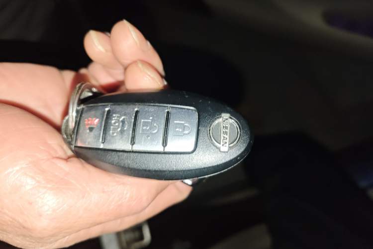 Used Nissan Sylphy 2014 1.6XV CVT Deluxe Edition Vehicle Key
