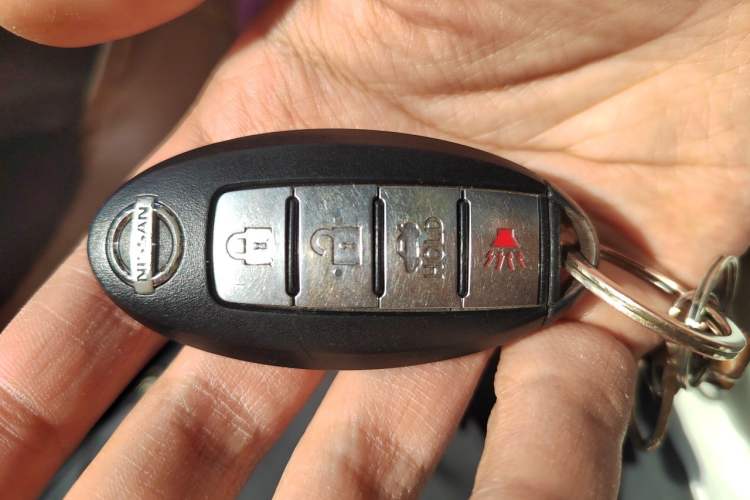 Used Nissan Sylphy 2014 1.6XV CVT Deluxe Edition Vehicle Key