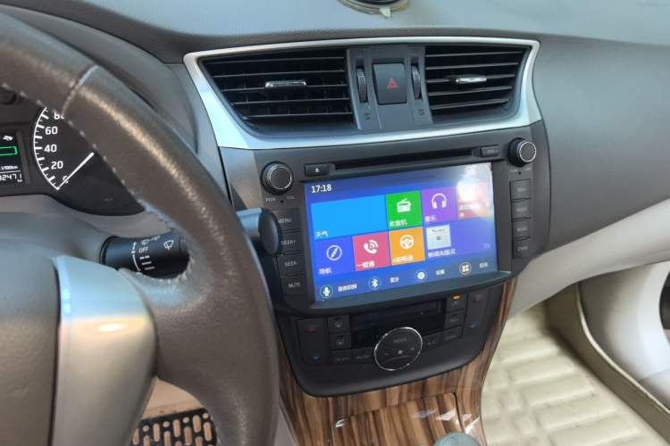 Used Nissan Sylphy 2014 1.6XV CVT Deluxe Edition Audio And AC Panel