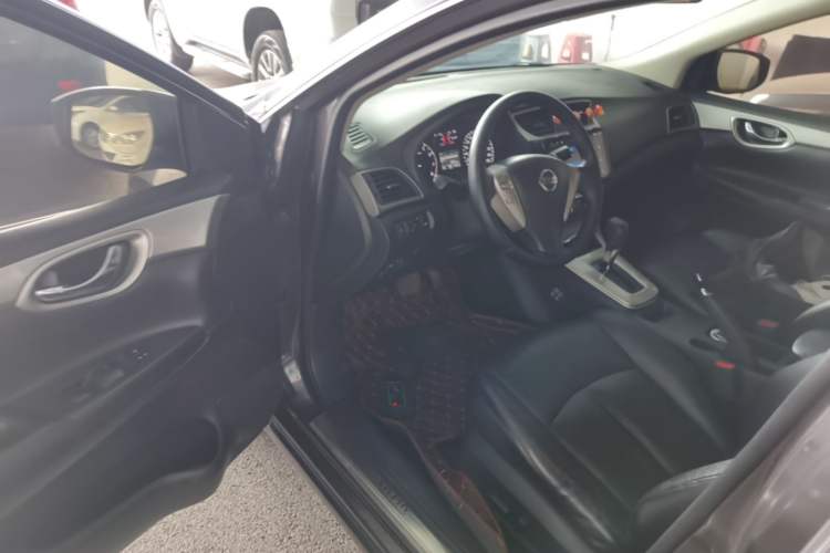 Used Nissan Sylphy 2014 1.6XV CVT Deluxe Edition Driver Seat