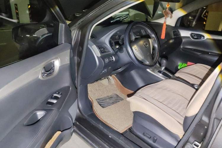 Used Nissan Sylphy 2014 1.6XV CVT Deluxe Edition Driver Seat