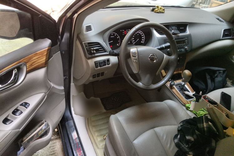 Used Nissan Sylphy 2014 1.6XV CVT Deluxe Edition Driver Seat