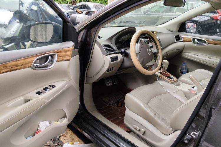Used Nissan Sylphy 2014 1.6XV CVT Deluxe Edition Driver Seat