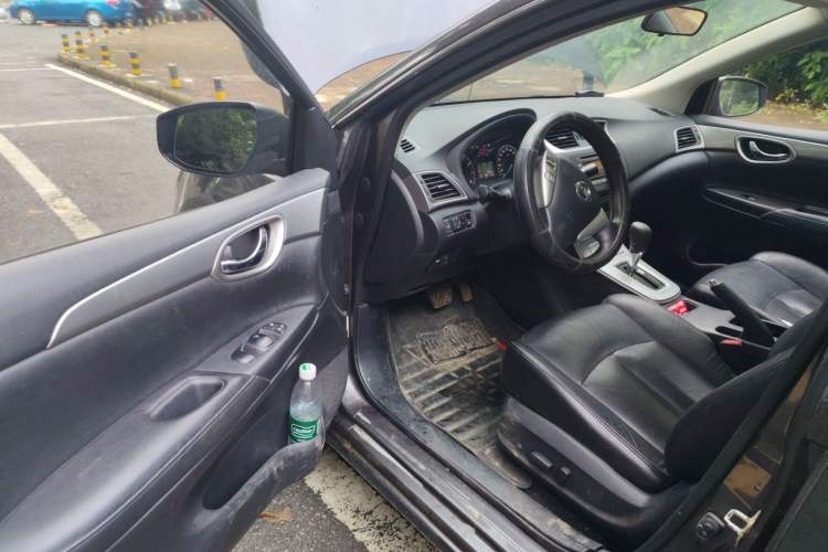 Used Nissan Sylphy 2014 1.6XV CVT Deluxe Edition Driver Seat