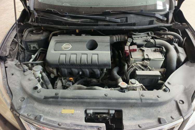 Used Nissan Sylphy 2014 1.6XV CVT Deluxe Edition Engine Bay