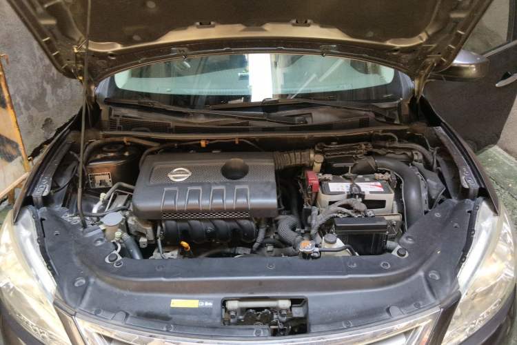 Used Nissan Sylphy 2014 1.6XV CVT Deluxe Edition Engine Bay