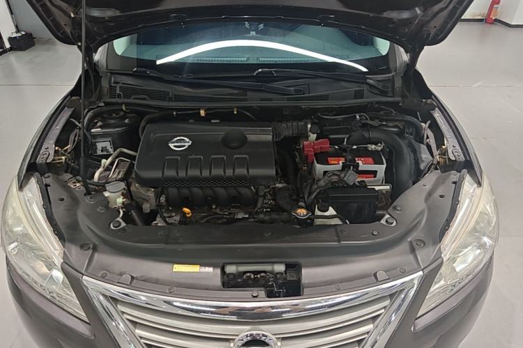 Used Nissan Sylphy 2014 1.6XV CVT Deluxe Edition Engine Bay