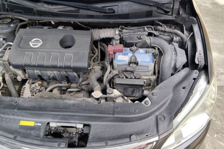 Used Nissan Sylphy 2014 1.6XV CVT Deluxe Edition Engine Bay Left