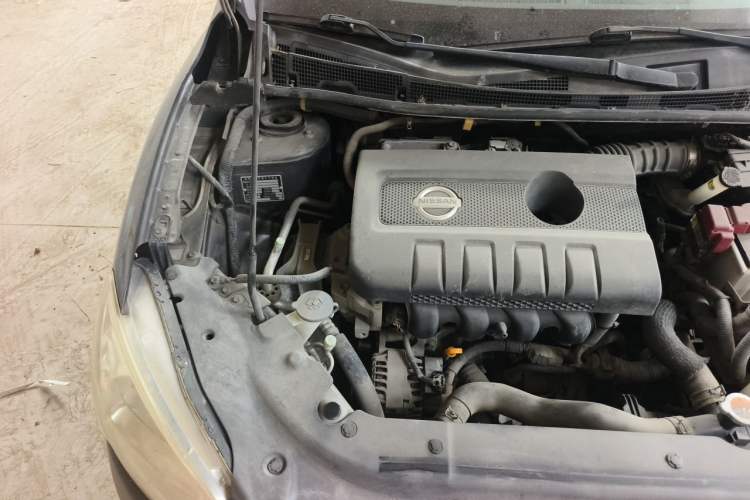 Used Nissan Sylphy 2014 1.6XV CVT Deluxe Edition Engine Bay Right