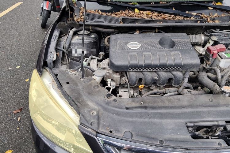 Used Nissan Sylphy 2014 1.6XV CVT Deluxe Edition Engine Bay Right