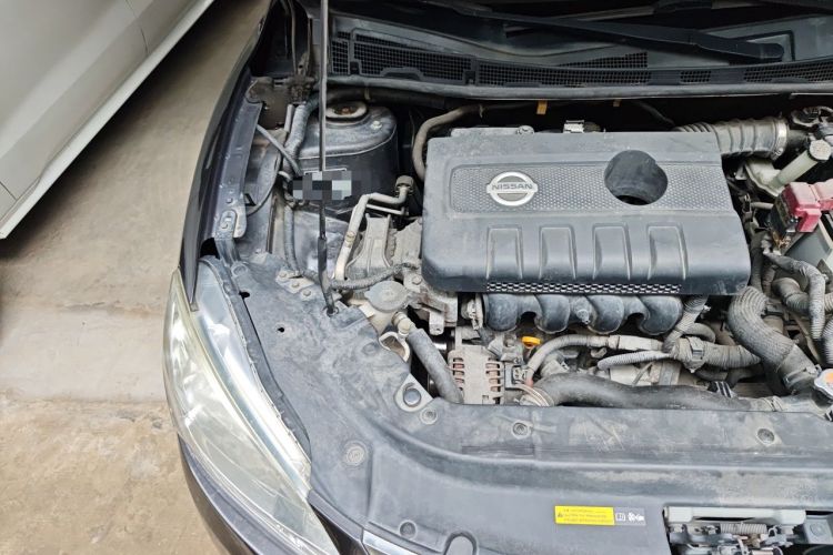 Used Nissan Sylphy 2014 1.6XV CVT Deluxe Edition Engine Bay Right