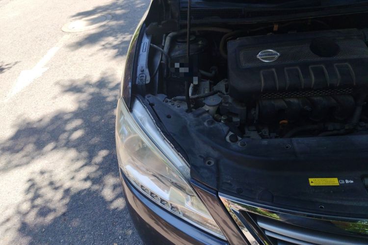 Used Nissan Sylphy 2014 1.6XV CVT Deluxe Edition Engine Bay Right