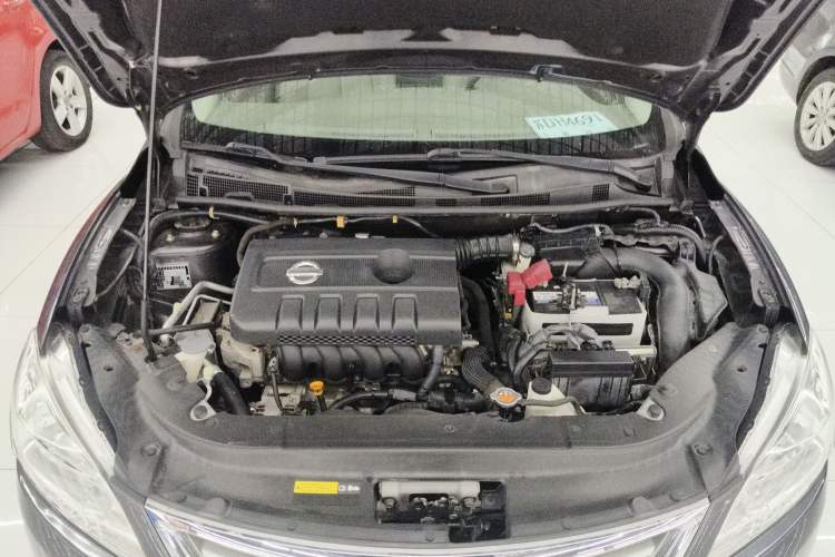 Used Nissan Sylphy 2014 1.6XV CVT Deluxe Edition Engine Bay