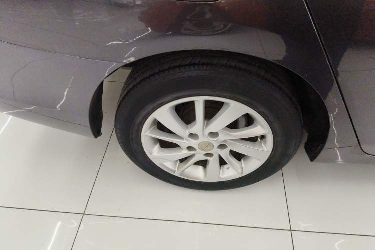 Used Nissan Sylphy 2014 1.6XV CVT Deluxe Edition Exterior 5