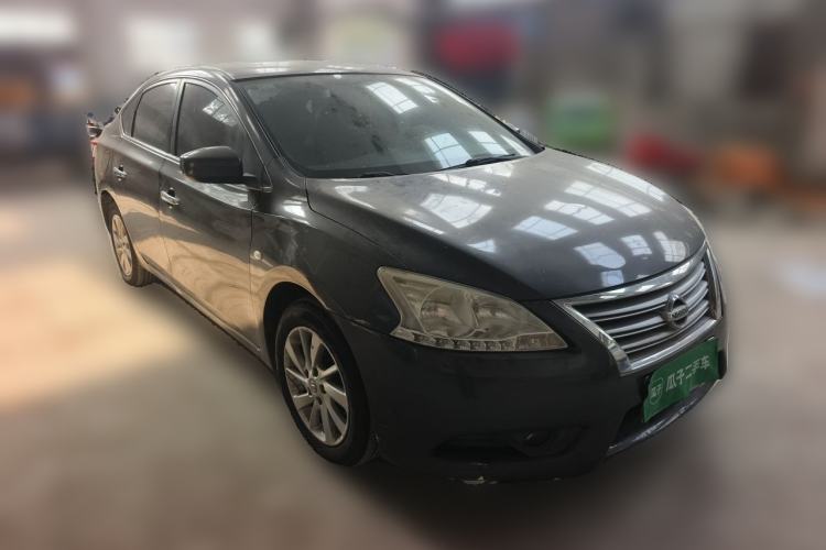 Used Nissan Sylphy 2014 1.6XV CVT Deluxe Edition Front Right 45 Deg