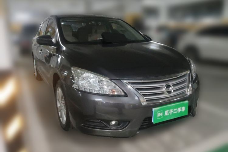 Used Nissan Sylphy 2014 1.6XV CVT Deluxe Edition Front Right 45 Deg
