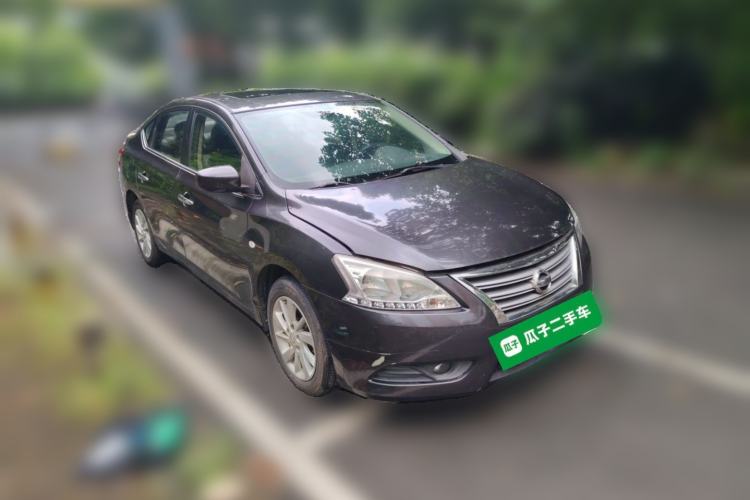 Used Nissan Sylphy 2014 1.6XV CVT Deluxe Edition Front Right 45 Deg