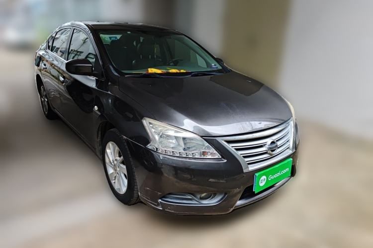 Used Nissan Sylphy 2014 1.6XV CVT Deluxe Edition Front Right 45 Deg