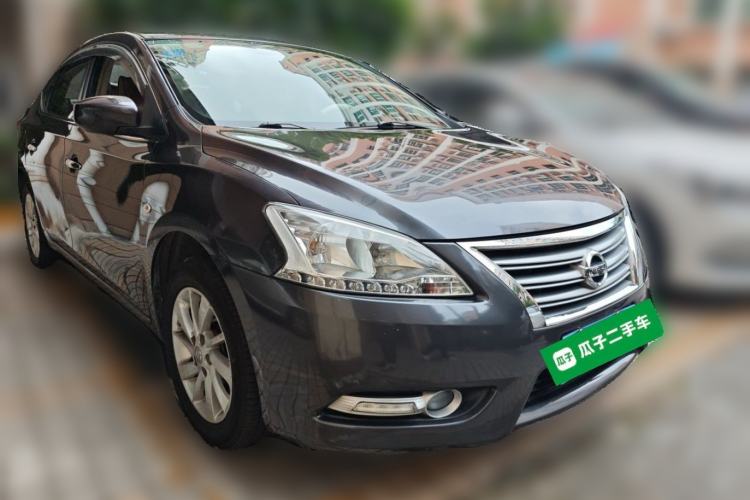 Used Nissan Sylphy 2014 1.6XV CVT Deluxe Edition Front Right 45 Deg