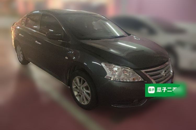 Used Nissan Sylphy 2014 1.6XV CVT Deluxe Edition Front Right 45 Deg