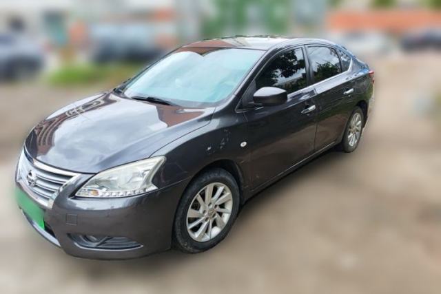 Ojetý Nissan Sylphy 2014 1.6XV CVT Deluxe Edition