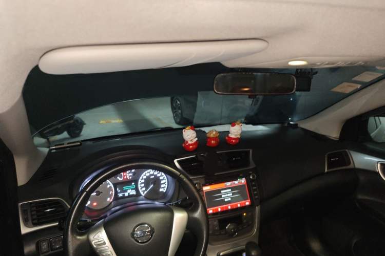 Used Nissan Sylphy 2014 1.6XV CVT Deluxe Edition Headliner
