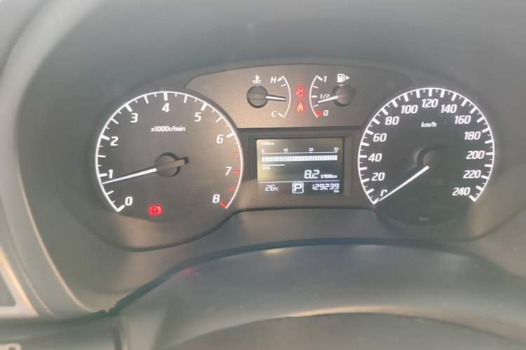 Used Nissan Sylphy 2014 1.6XV CVT Deluxe Edition Instrument Cluster