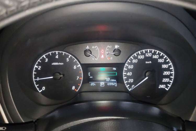 Used Nissan Sylphy 2014 1.6XV CVT Deluxe Edition Instrument Cluster