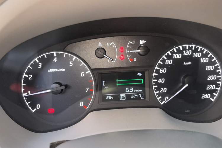 Used Nissan Sylphy 2014 1.6XV CVT Deluxe Edition Instrument Cluster