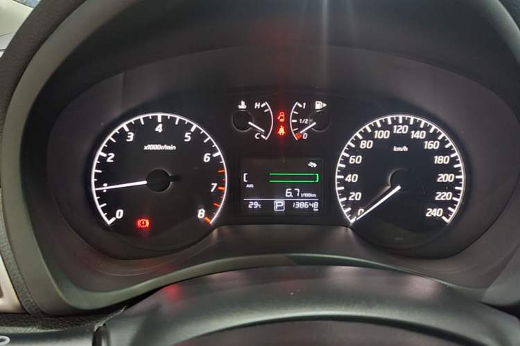 Used Nissan Sylphy 2014 1.6XV CVT Deluxe Edition Instrument Cluster