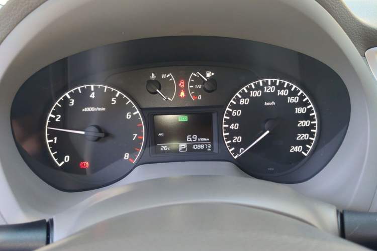 Used Nissan Sylphy 2014 1.6XV CVT Deluxe Edition Instrument Cluster