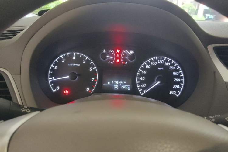 Used Nissan Sylphy 2014 1.6XV CVT Deluxe Edition Instrument Cluster