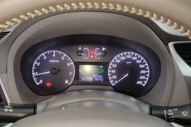 Used Nissan Sylphy 2014 1.6XV CVT Deluxe Edition Instrument Cluster