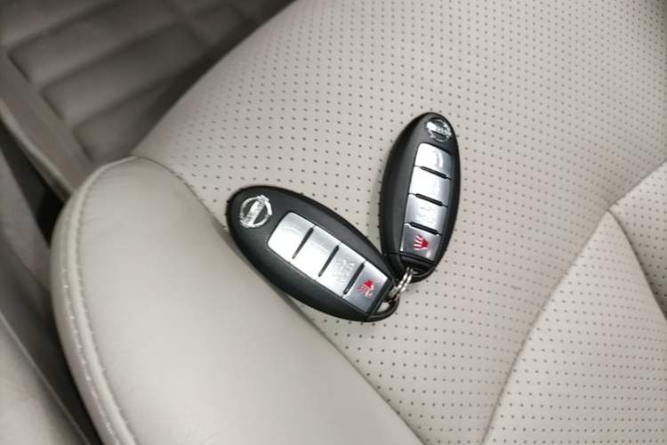 Used Nissan Sylphy 2014 1.6XV CVT Deluxe Edition Interior 1