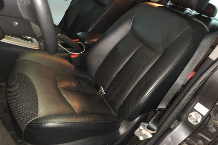 Used Nissan Sylphy 2014 1.6XV CVT Deluxe Edition Left Front Seat
