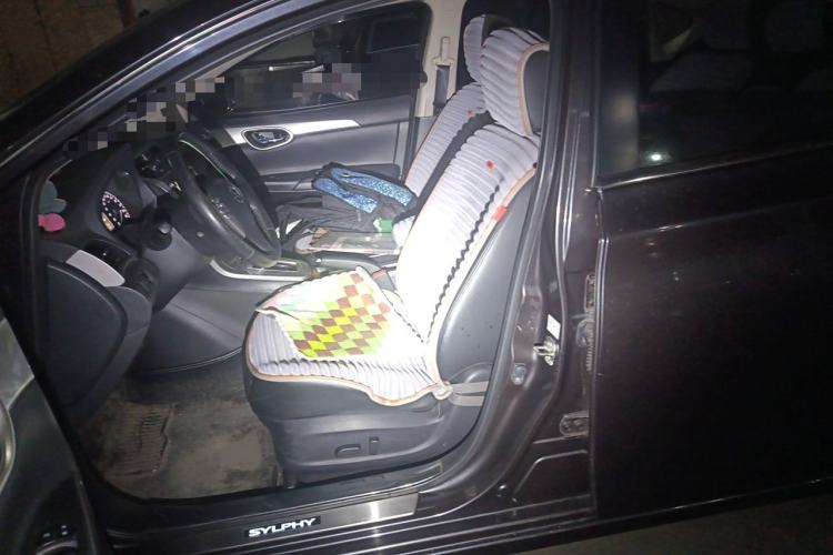 Used Nissan Sylphy 2014 1.6XV CVT Deluxe Edition Left Front Seat