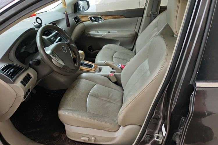 Used Nissan Sylphy 2014 1.6XV CVT Deluxe Edition Left Front Seat
