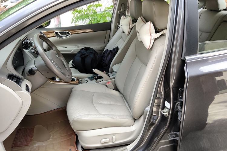 Used Nissan Sylphy 2014 1.6XV CVT Deluxe Edition Left Front Seat