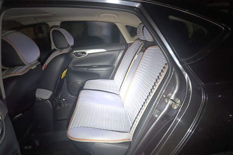 Used Nissan Sylphy 2014 1.6XV CVT Deluxe Edition Left Rear Seat
