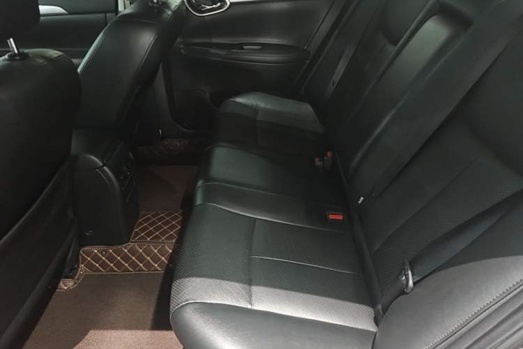 Used Nissan Sylphy 2014 1.6XV CVT Deluxe Edition Left Rear Seat