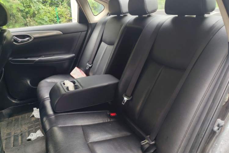 Used Nissan Sylphy 2014 1.6XV CVT Deluxe Edition Left Rear Seat