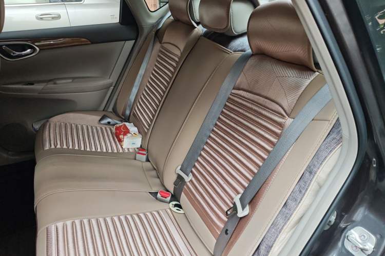 Used Nissan Sylphy 2014 1.6XV CVT Deluxe Edition Left Rear Seat