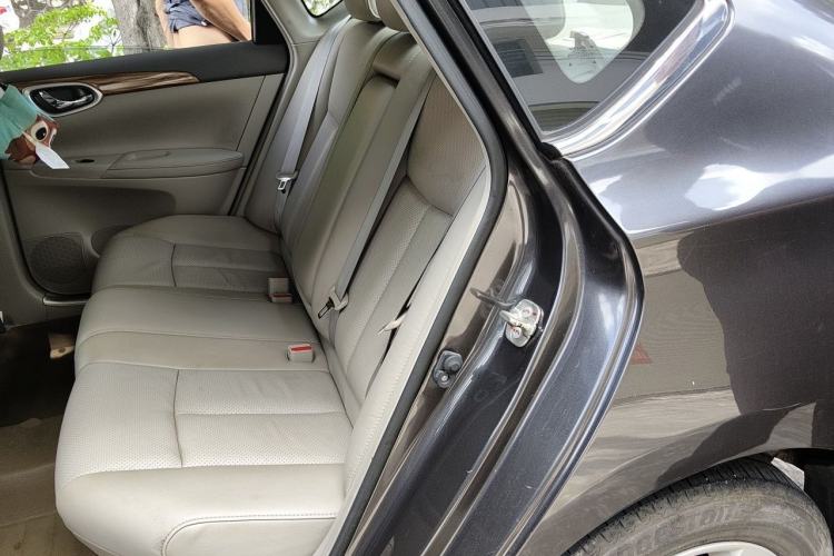 Used Nissan Sylphy 2014 1.6XV CVT Deluxe Edition Left Rear Seat