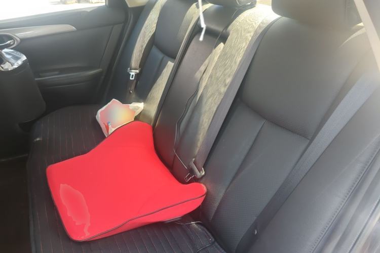 Used Nissan Sylphy 2014 1.6XV CVT Deluxe Edition Left Rear Seat