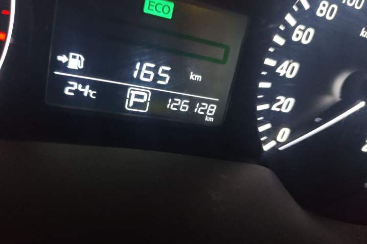 Used Nissan Sylphy 2014 1.6XV CVT Deluxe Edition Odometer Close Up