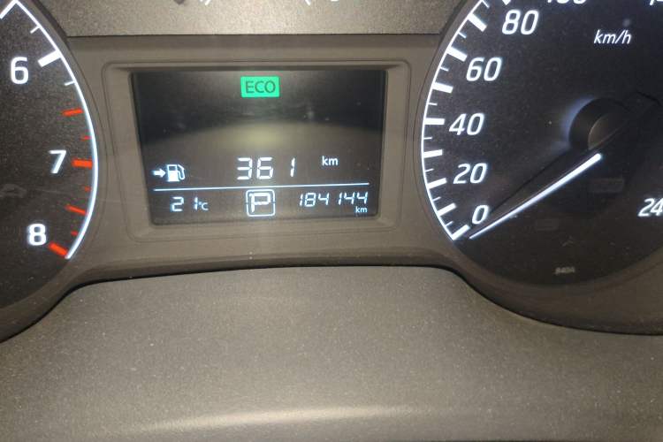 Used Nissan Sylphy 2014 1.6XV CVT Deluxe Edition Odometer Close Up